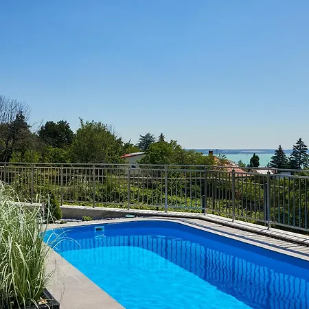 Spirit Boutique Apartment Balatonalmadi